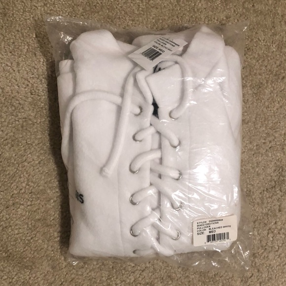 Daydream Nation Dolls Kill Mixed Emotions Fuzzy Oversized White Sweatshirt.NWT!M - Picture 11 of 12